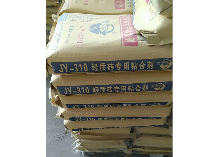 膠泥
